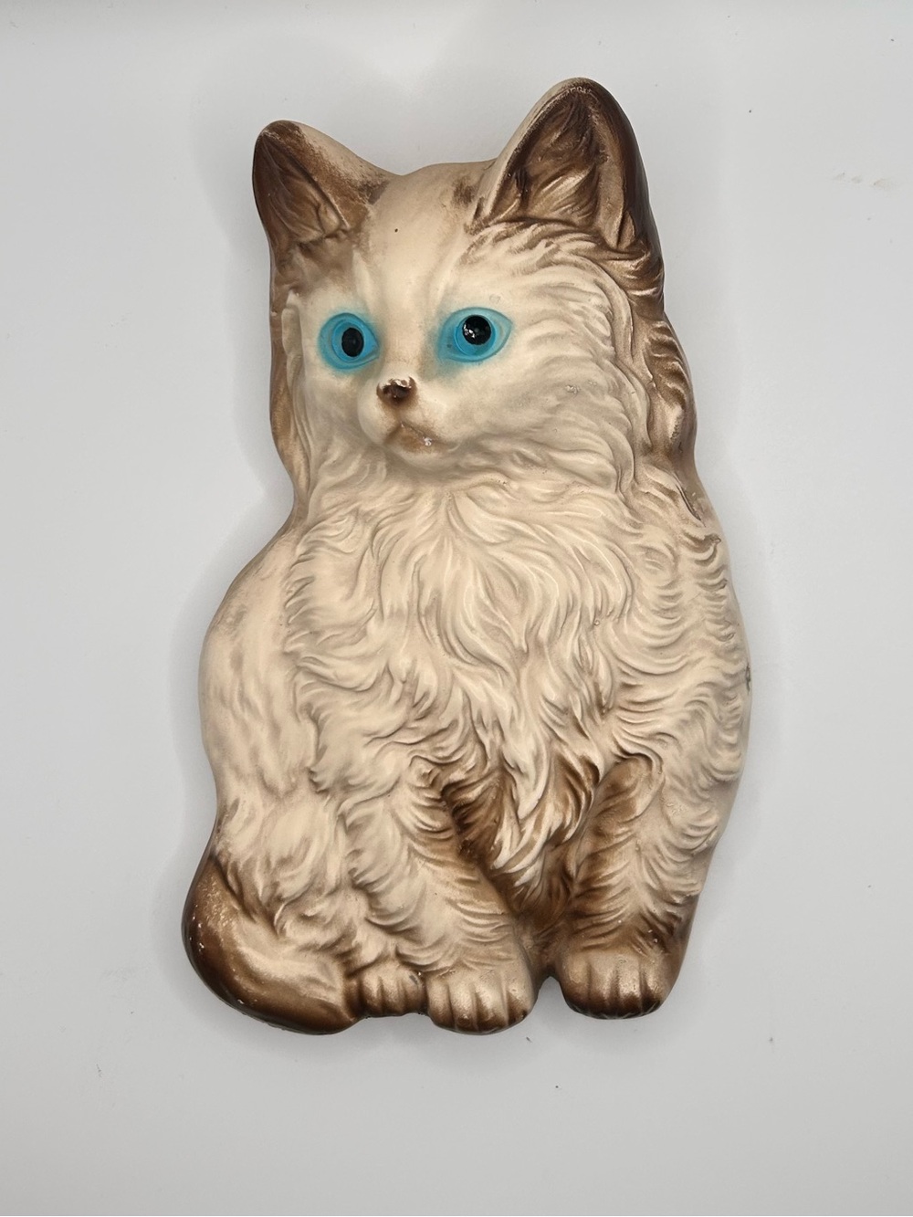 Vintage Chalkware Cat Wall Plaque | Blue Eyed Persian Cat | Retro Kitsch Plaster